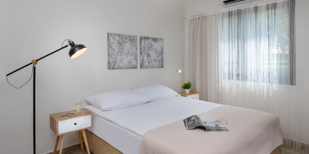 חדר קלאסיק בכפר מזרע