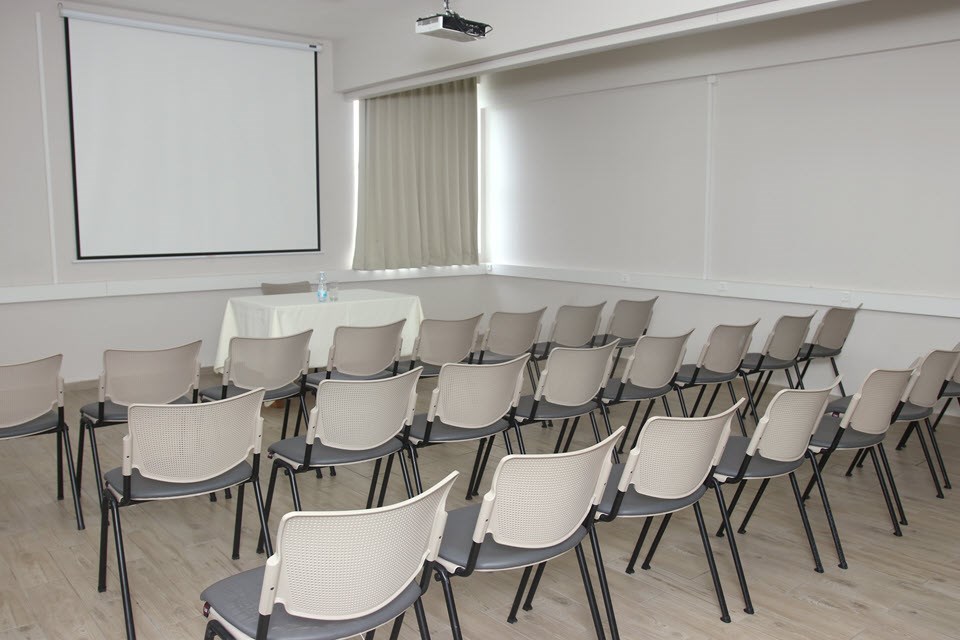 כנסים והשתלמויות - כפר מזרע 