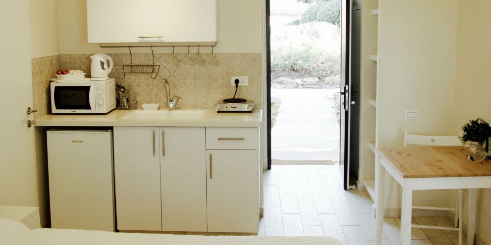 חדר סופירייר עם מרפסת - מלון מזרע